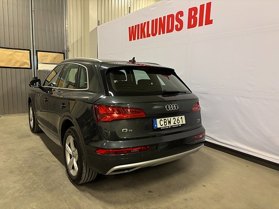 Audi Q5 3 of 5