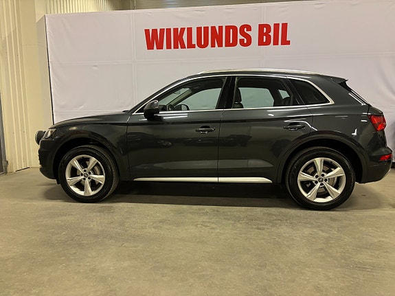 Audi Q5 2 of 5