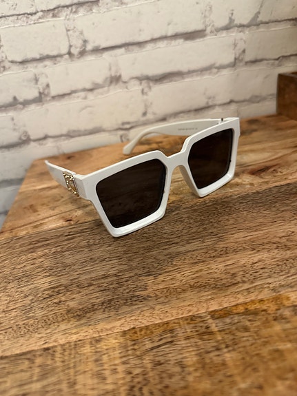 Product image 18 of 23