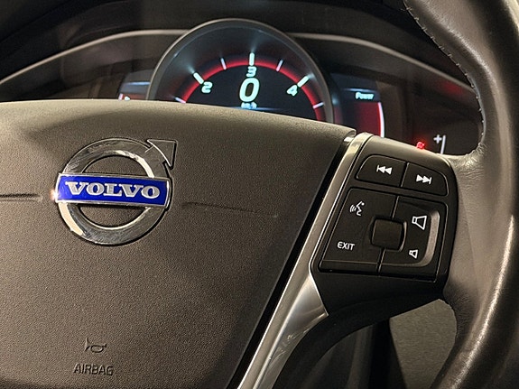 Volvo XC70 21 of 30