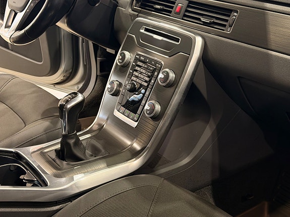 Volvo XC70 15 of 30