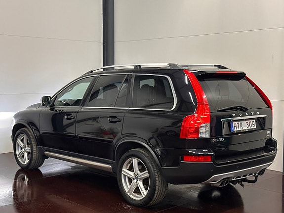 Volvo XC90 4 of 26