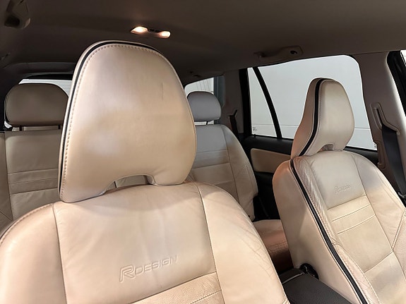 Volvo XC90 24 of 26