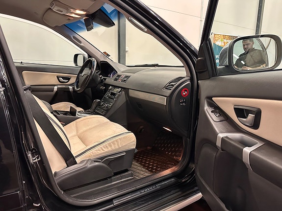 Volvo XC90 26 of 26