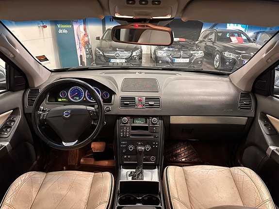 Volvo XC90 21 of 26