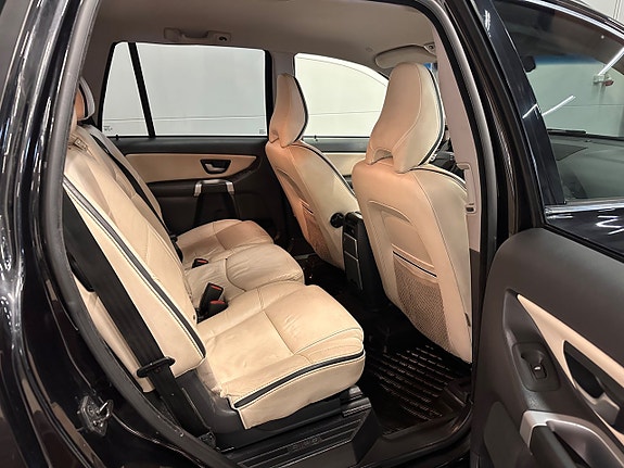 Volvo XC90 22 of 26