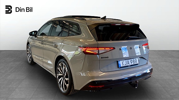 Skoda Enyaq 3 of 5