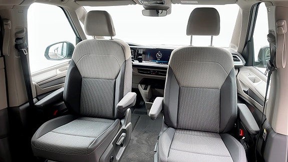 Volkswagen California 8 of 15