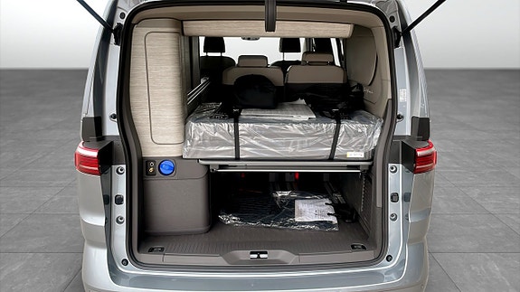 Volkswagen California 14 of 15