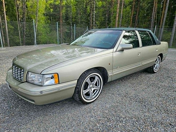 Brugt Cadillac Deville 