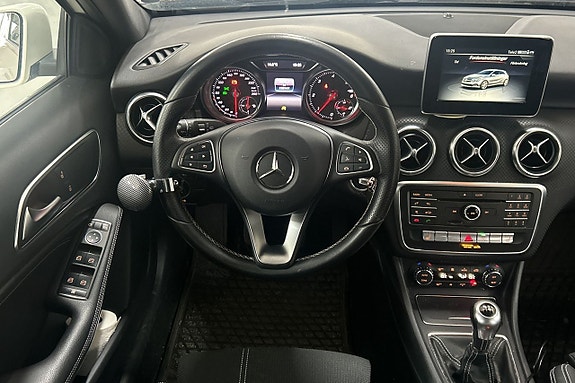 Mercedes-Benz A180 d 16 of 22