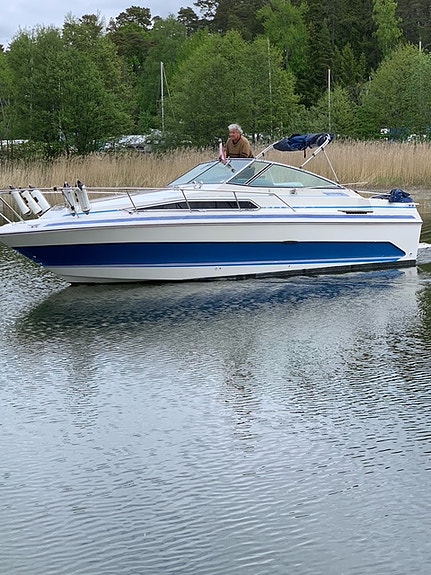 Sea Ray  Sundancer  25 fot med ny Mercriser  350 mpi 5 of 12