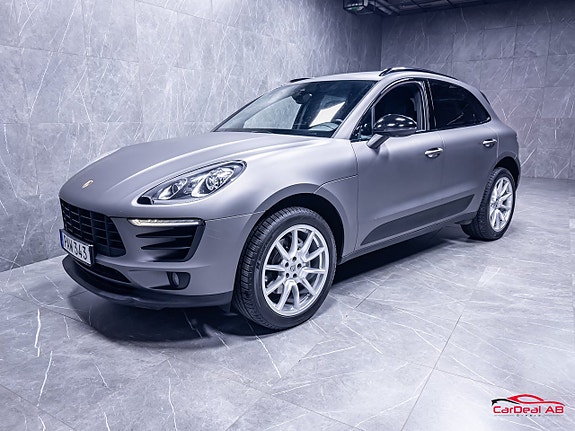 Porsche Macan S 3 of 5
