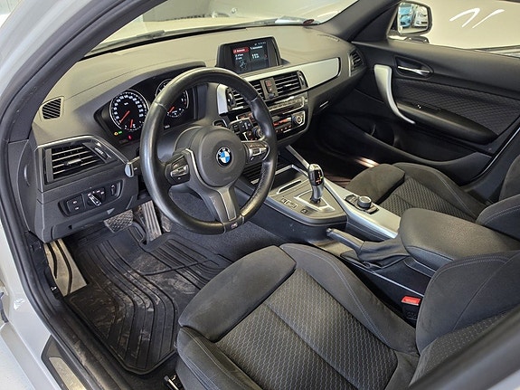 BMW 118i 7 of 10