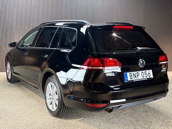 Volkswagen Golf VII 4 of 15