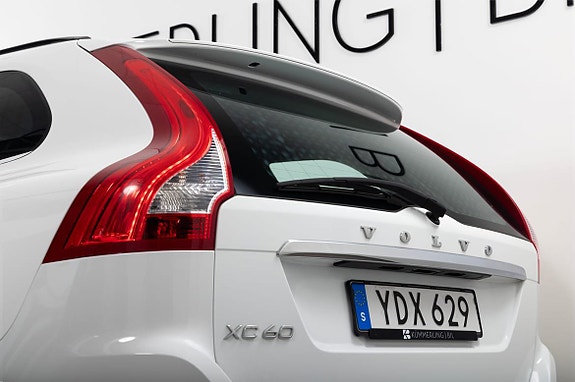 Volvo XC60 8 of 22