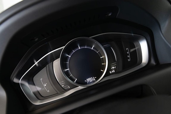 Volvo XC60 19 of 22