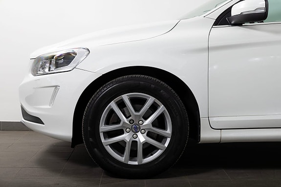 Volvo XC60 5 of 22