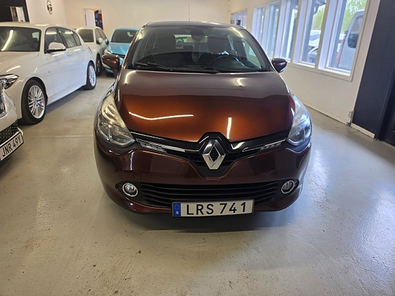 Renault Clio 2 of 5