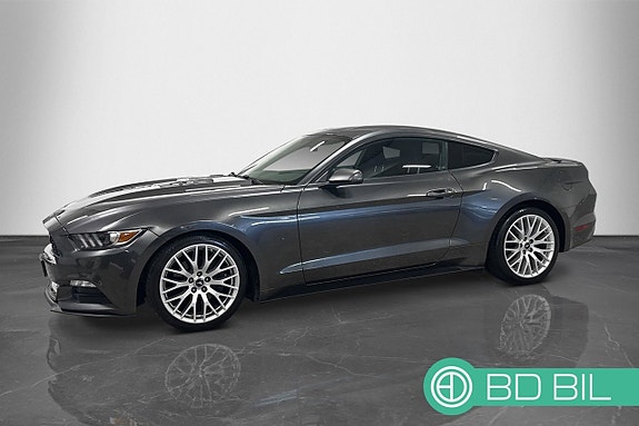 Ford Mustang 13 of 30