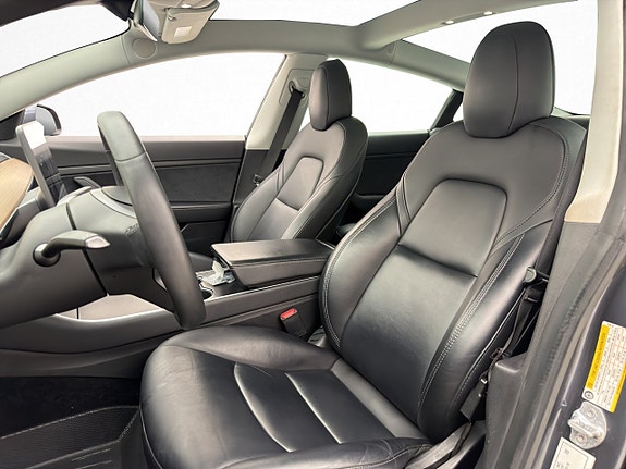 Tesla Model 3 10 of 30