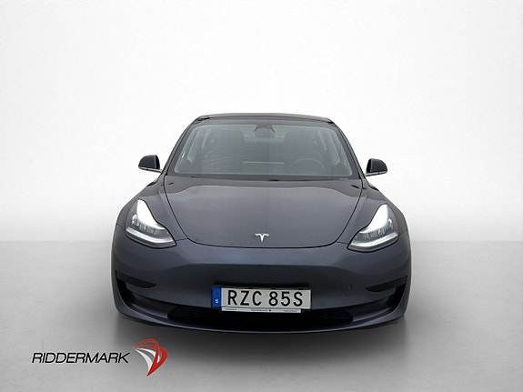 Tesla Model 3 3 of 5