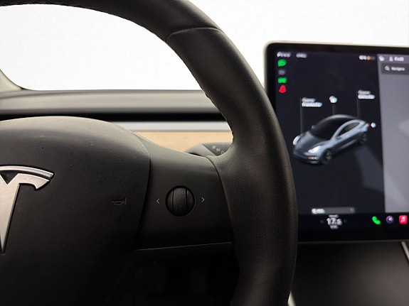 Tesla Model 3 14 of 30