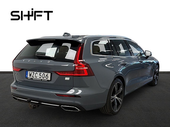 Volvo V60 4 of 5