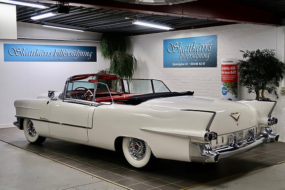 Cadillac Eldorado Biarritz 3 of 5