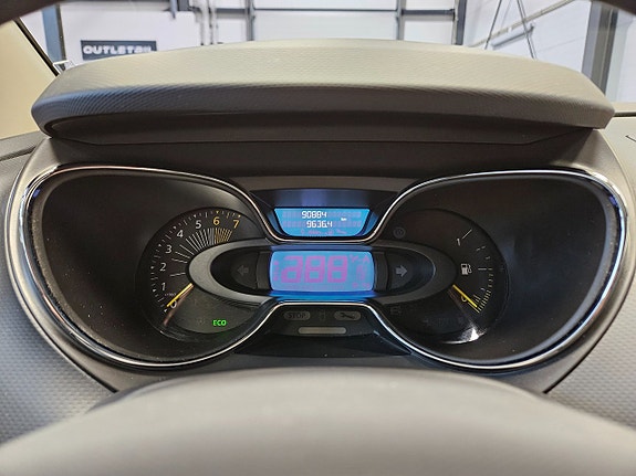 Renault Captur 21 of 26