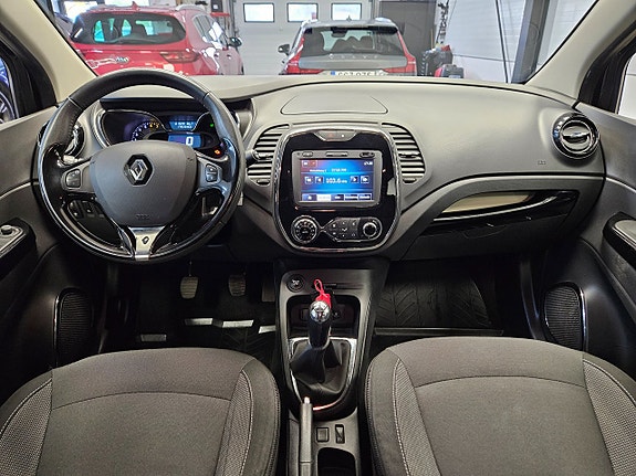 Renault Captur 11 of 26