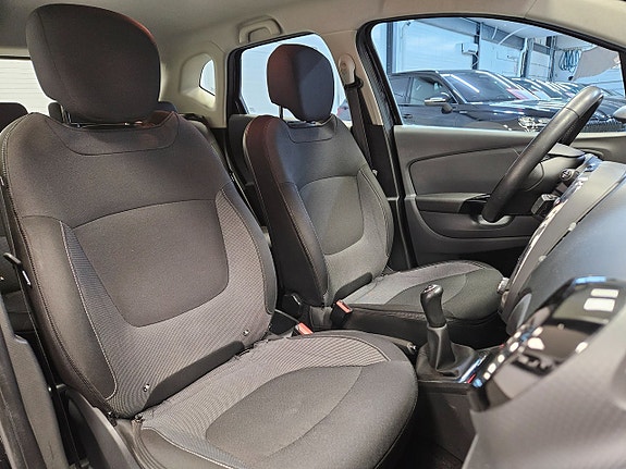 Renault Captur 14 of 26