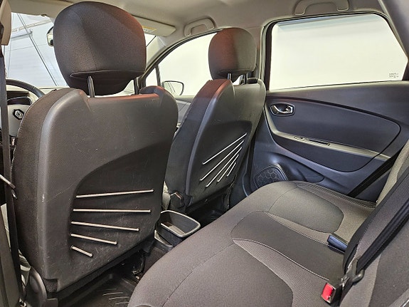 Renault Captur 16 of 26