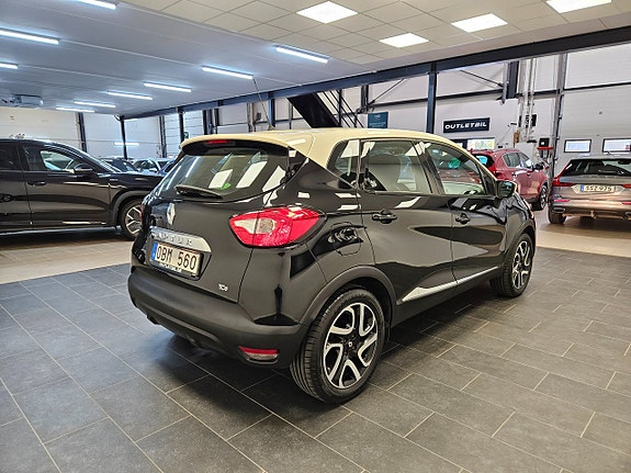Renault Captur 10 of 26
