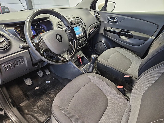 Renault Captur 12 of 26