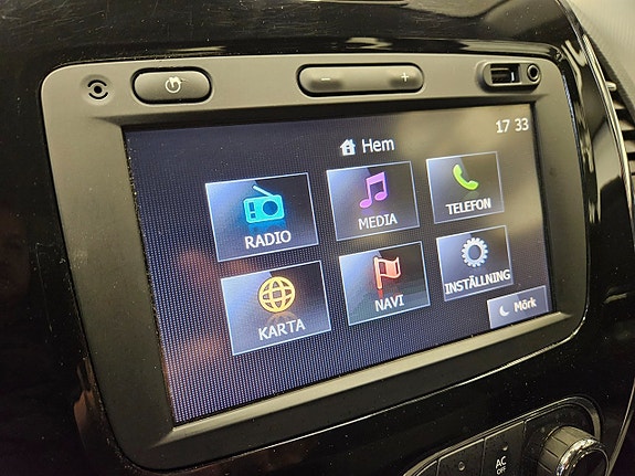 Renault Captur 24 of 26
