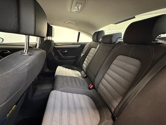 Volkswagen CC 15 of 19