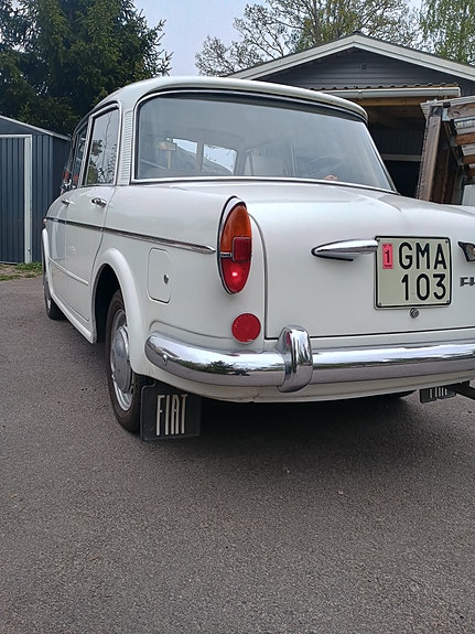 Fiat 1100 4 of 5