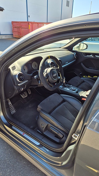 Audi S3 5 of 5
