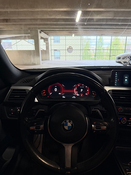 BMW 320d 9 of 16