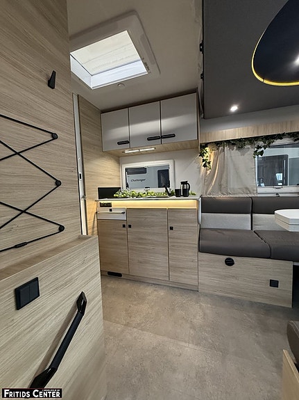 CHALLENGER 260 Ultimate Edition M26 - Fiat Ducato 2.2L 140 HK Automat 4 of 14