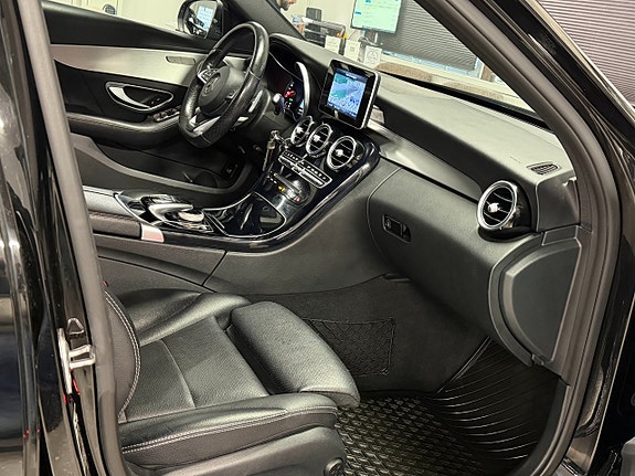 Mercedes-Benz C220 d 22 of 26