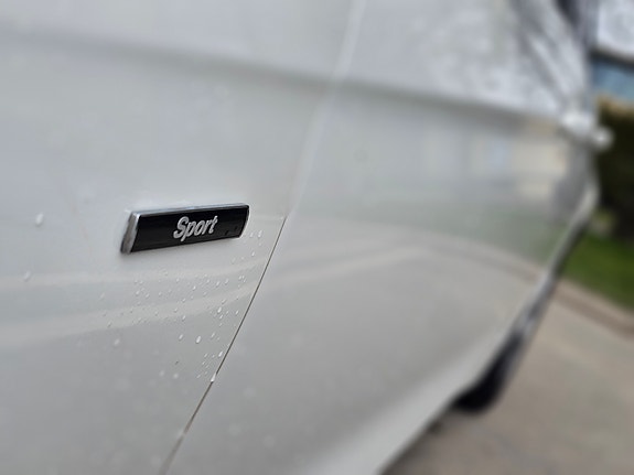 BMW 320d 6 of 9