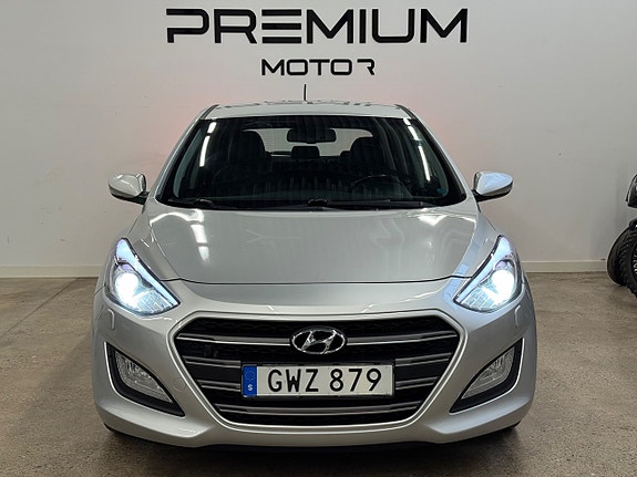 Hyundai i30 3 of 18