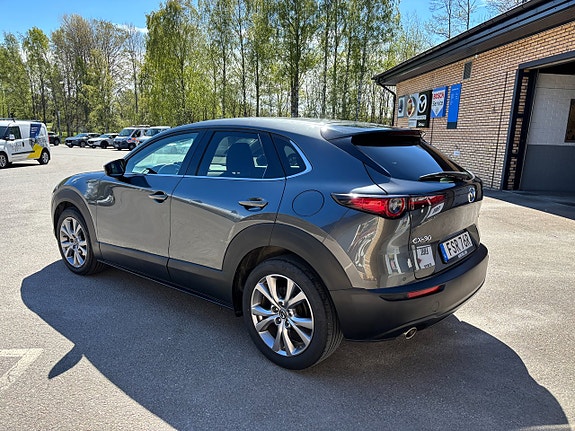 Mazda CX-30 4 of 5