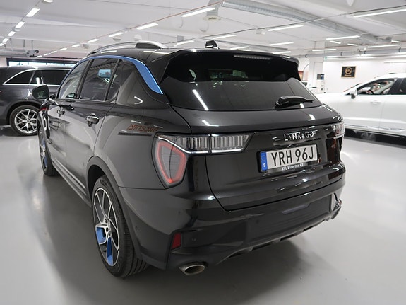 Lynk & Co 01 9 of 30