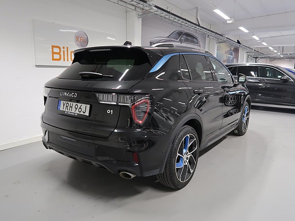 Lynk & Co 01 7 of 30
