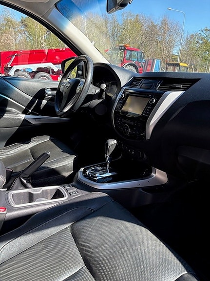 Nissan Navara 8 of 13