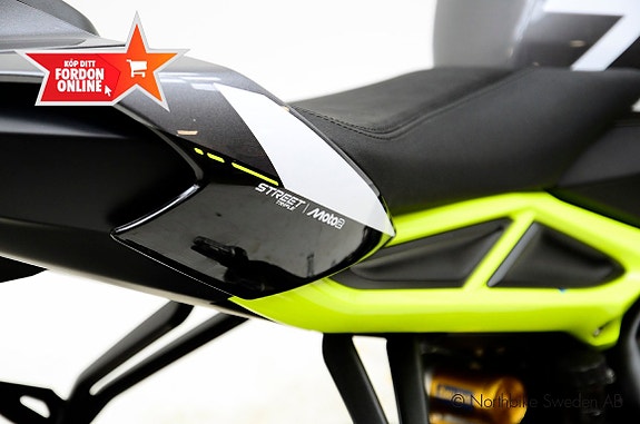 Triumph Street Triple 765 Moto2 Edition - Fri hemleverans! 5 of 13