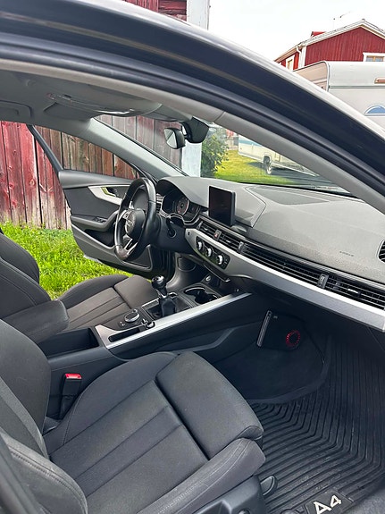 Audi A4 8 of 8